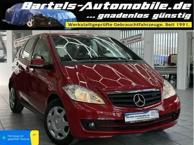 Gebraucht Mercedes A180 Classic 109 PS (80 kW) 2011 Rot Limousine