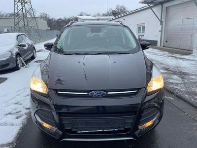 Schwarz Gebraucht 2016 Ford Kuga SYNC Edition SUV | 8.999 € (Fairer Preis)