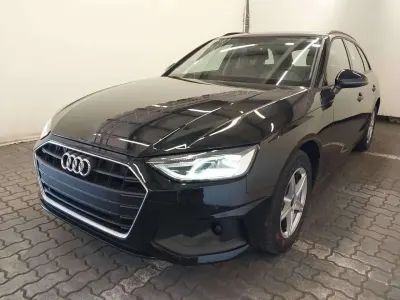 Używany Audi A4 Ambiente 163 KM (119 kW) 2023 Czarny Kombi