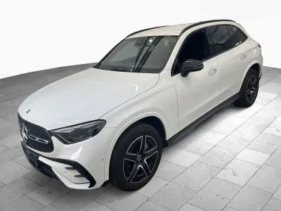 Gebraucht Mercedes GLC200 Night 227 PS (166 kW) 2023 Weiß SUV