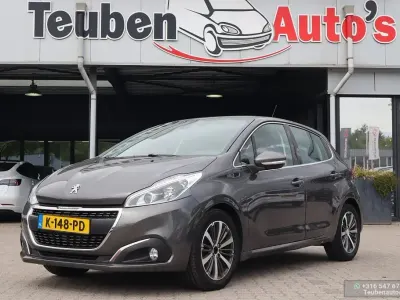 Gebraucht Peugeot 208 Allure 82 PS (60 kW) 2019 Grau Kleinwagen