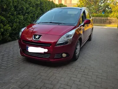 Gebraucht Peugeot 5008 Platinum 163 PS (119 kW) 2010 Rot Van / Kleinbus