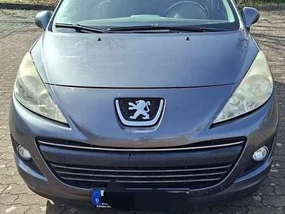 Gebraucht Peugeot 207 Filou 68 PS (50 kW) 2011 Limousine