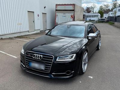 Audi S8