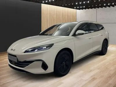 Gebraucht BYD Seal Boost 135 kW (184 PS) 2025 Grau Limousine