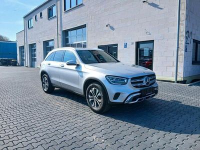 Gebraucht Mercedes GLC220 194 PS (142 kW) 2020 Silber SUV
