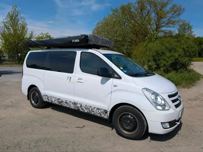 Gebraucht Hyundai H-1 116 PS (85 kW) 2015 Weiß Van / Kleinbus
