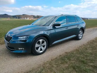Gebraucht Skoda Superb LAURIN & KLEMENT 190 PS (139 kW) 2019 Grau Limousine