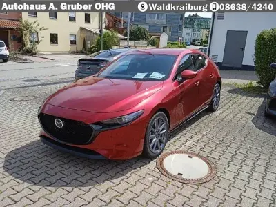 Używany Mazda 3 Exclusive 140 KM (102 kW) 2025 Sedan/Limuzyna