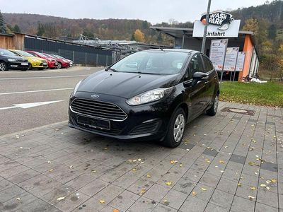 Schwarz Gebraucht 2013 Ford Fiesta Trend Limousine | 3.899 € (Etwas zu teuer)