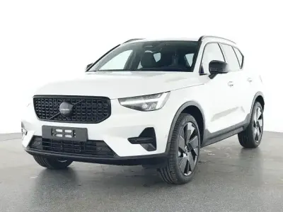 Occasion Volvo XC40 Plus 163 ch (119 kW) 2025 Blanc SUV