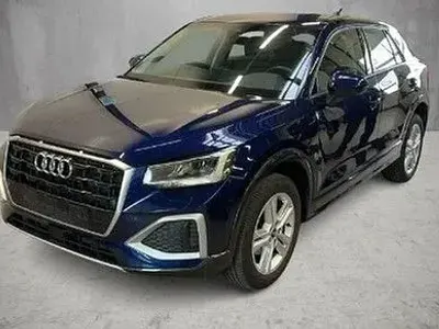 Używany Audi Q2 Advanced 150 KM (110 kW) 2024 Niebieski SUV