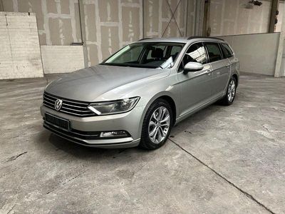 Gebraucht VW Passat Comfortline 150 PS (110 kW) 2015 Silber Limousine