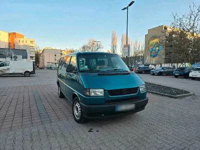 Gebraucht VW Multivan 110 PS (80 kW) 1995 Grün Van / Kleinbus