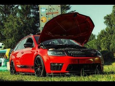 Gebraucht Skoda Octavia RS 184 PS (135 kW) 2015 Rot Kleinwagen