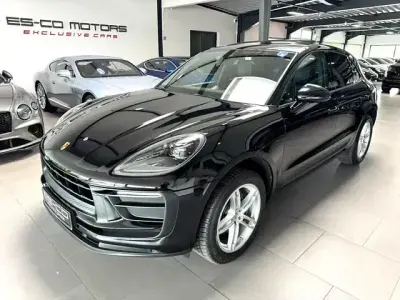 Gebraucht Porsche Macan 265 PS (194 kW) 2023 Schwarz SUV