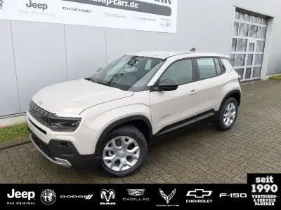 Neu Jeep Avenger Altitude 101 PS (74 kW) 2025 Grau SUV
