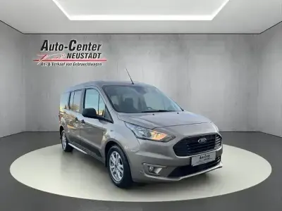 Gebraucht Ford Grand Tourneo Connect Trend 120 PS (88 kW) 2020 Pyritsilber metallic Van / Kleinbus