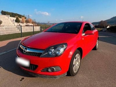 Gebraucht Opel Astra GTC 116 PS (85 kW) 2007 Rot Coupé