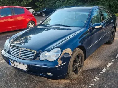 Gebraucht Mercedes C200 Elegance 163 PS (119 kW) 2000 Blau Limousine