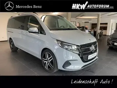 Gebraucht Mercedes V250 Style 190 PS (139 kW) 2025 Grau Van / Kleinbus