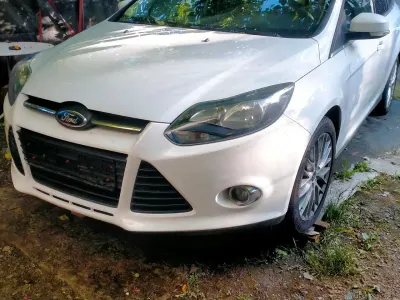 Gebraucht Ford Focus 2014 Weiß Kombi
