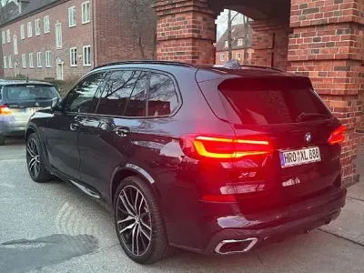 Gebraucht BMW X5 Sport Line 340 PS (250 kW) 2019 Schwarz SUV