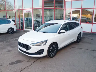 Używany Ford Focus Titanium X 120 KM (88 kW) 2022 Biały Kombi