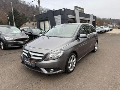 Usata Mercedes B200 156 CV (114 kW) 2013 Grigio Monovolume
