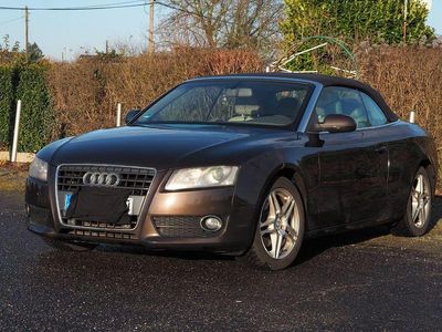 Braun Gebraucht 2010 Audi A5 Cabriolet Sport Cabrio | 8.350 € (Guter Preis)