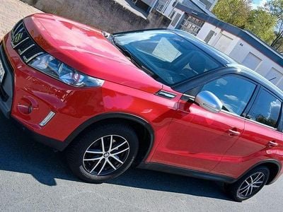 Second-hand Suzuki Vitara 140 CP (102 kW) 2018 Roșu SUV