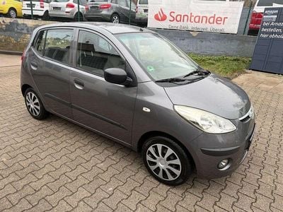 Grau Gebraucht 2011 Hyundai i10 Style Kleinwagen | 2.750 € (Fairer Preis)