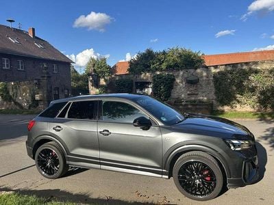 Gebraucht Audi Q2 S-Line 150 PS (110 kW) 2023 Grau SUV