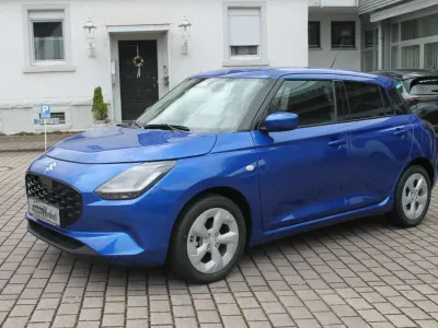 Neu Suzuki Swift Comfort 82 PS (60 kW) 2026 Frontier blue pearl metallic Kleinwagen
