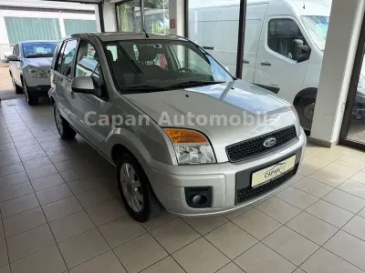 Gebraucht Ford Fusion Trend 101 PS (74 kW) 2012 Silber Kleinwagen