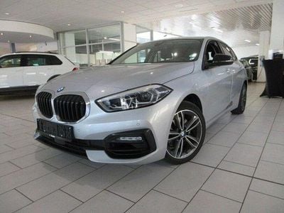 Usata BMW 118 Sport Line 140 CV (102 kW) 2020 Argento Utilitaria