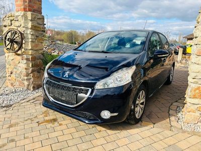 gebraucht Peugeot 208 1.2 Active Sitzheizung Klimaanlage