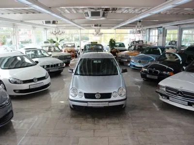 Gebraucht VW Polo 75 PS (55 kW) 2002 Silber Kleinwagen