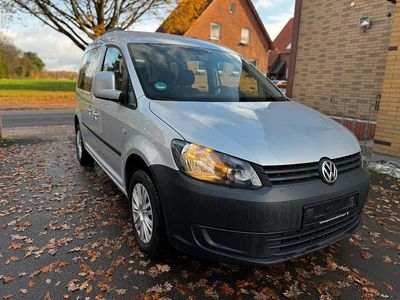 Silber Gebraucht 2015 VW Caddy Trendline Van / Kleinbus | 6.999 € (Fairer Preis)