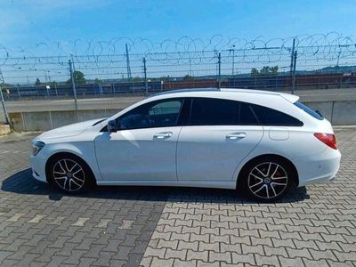 Mercedes CLA220 Shooting Brake