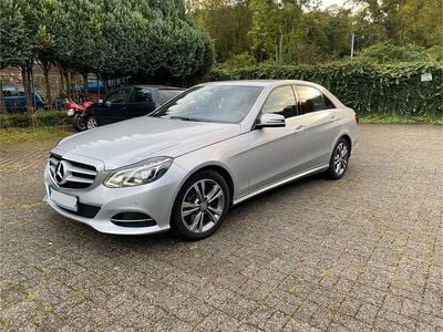 Gebraucht Mercedes E300 Avantgarde 231 PS (169 kW) 2016 Silber Limousine