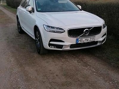 Gebraucht Volvo V90 CC Pro 235 PS (172 kW) 2017 Weiß Kombi
