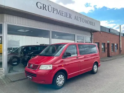 Gebraucht VW Multivan Startline 102 PS (75 kW) 2008 Rot Van / Kleinbus