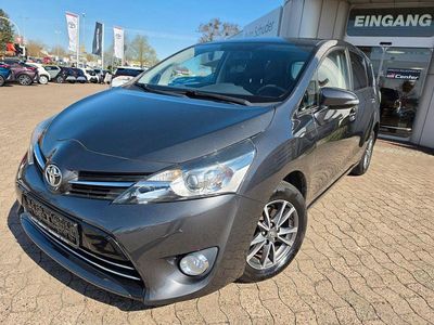 Gebraucht Toyota Verso Life 132 PS (97 kW) 2014 Grau Van / Kleinbus