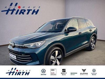 Gebraucht VW Tiguan Elegance 150 PS (110 kW) 2025 Blau metallic SUV