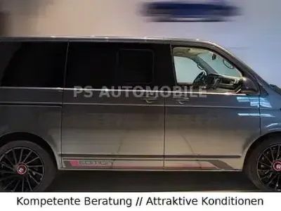 Gebraucht VW Multivan Edition 204 PS (150 kW) 2023 Grau Van / Kleinbus