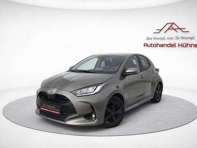 Usata Toyota Yaris Team 125 CV (91 kW) 2021 Beige Utilitaria