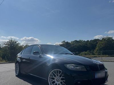 Second-hand BMW 325 197 CP (144 kW) 2010 Negru Berlinǎ