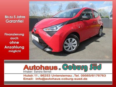 Usata Toyota Aygo Business Edition 72 CV (52 kW) 2021 Rosso Utilitaria