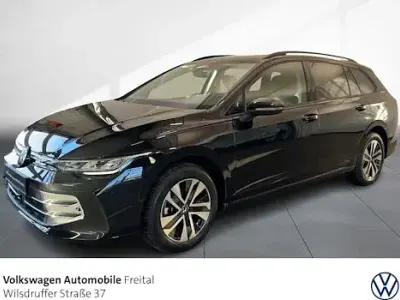 Neu VW Golf VIII 116 PS (85 kW) 2026 Schwarz Kombi